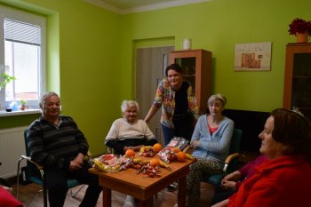 Adventné posedenie v domčeku