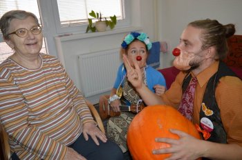 Veľa smiechu s červenými nosmi