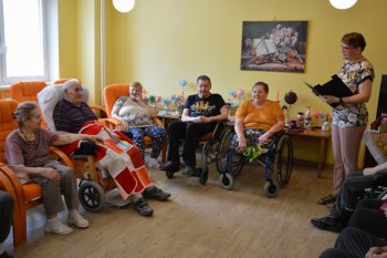 Posedenie s jubilantmi